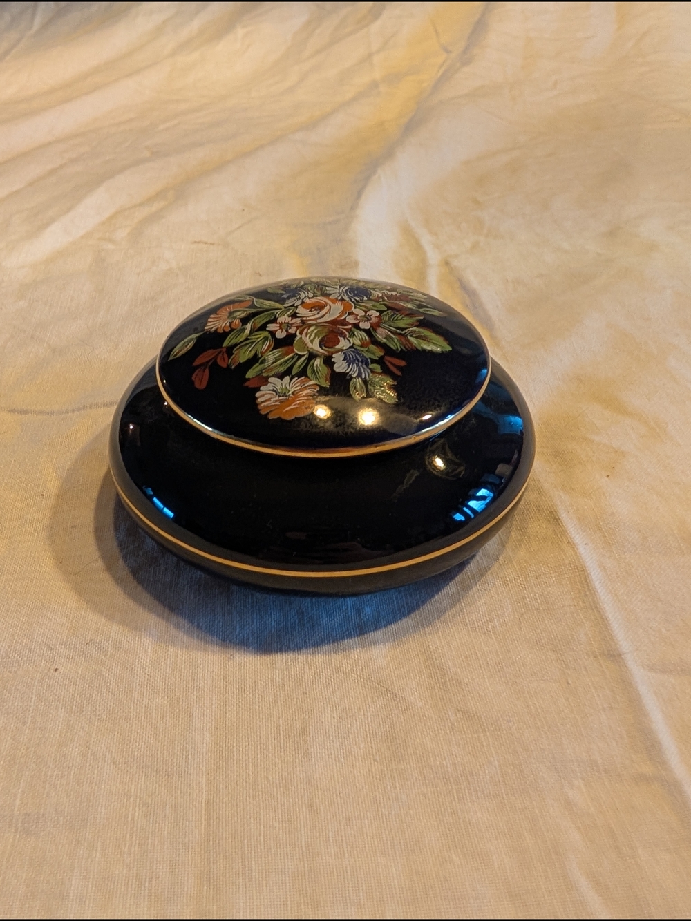 2/30$ Vintage Dark Blue Floral Trinket Box with Gold Accents
